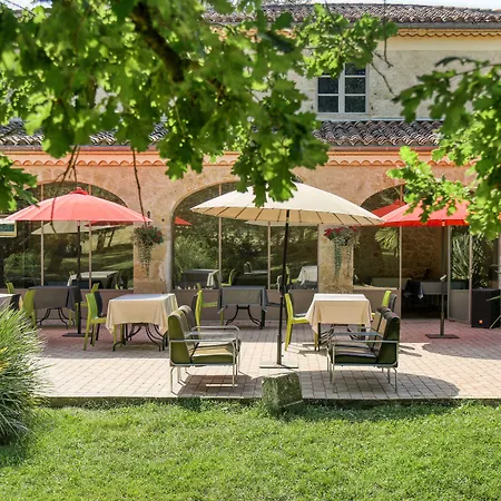 Le Chateau De Camille Panzió 4*