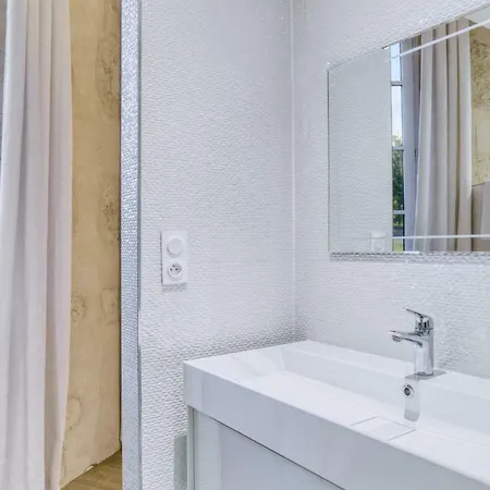 Le Chateau De Camille Saint-Jean-le-Comtal