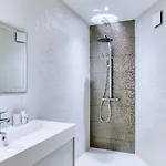 Le Chateau De Camille Bed & Breakfast 4*
