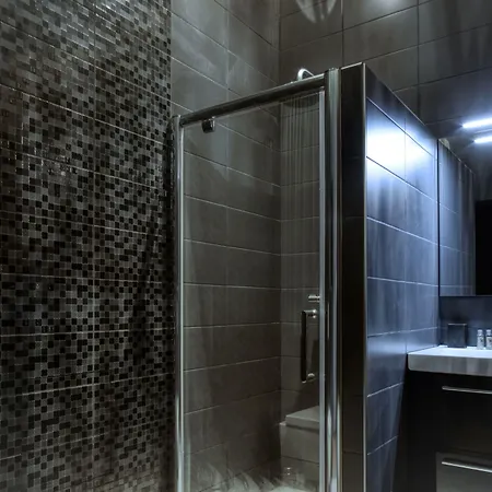 Le Château De Camille Couette-café 4*