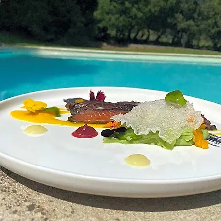 Frühstückspension Le Chateau De Camille 4*